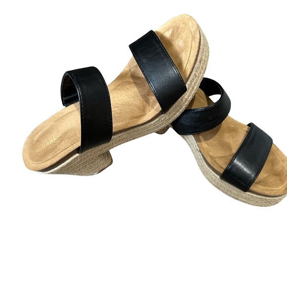 Steve Madden Black and Tan Espadrille Wedges - Picture 2 of 4